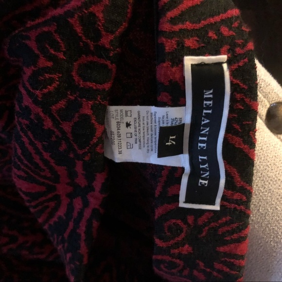 Printed Pencil Skirt - Picture 2 of 6